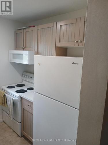 31 - 302 Vine Street, St. Catharines (Carlton/Bunting), ON 