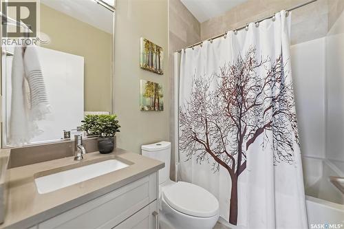 211 Burgess Bay, Saskatoon, SK 