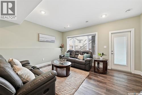 211 Burgess Bay, Saskatoon, SK 