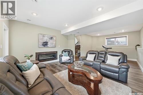 211 Burgess Bay, Saskatoon, SK 