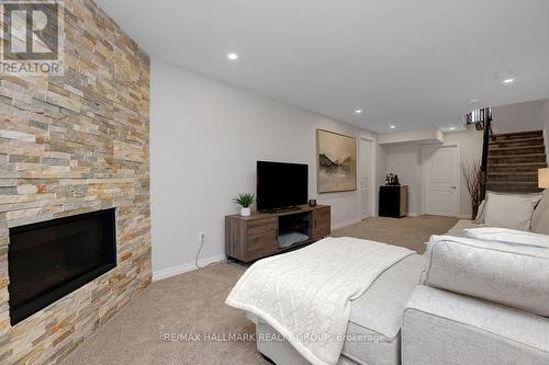 317 Lysander Place, Ottawa, ON 