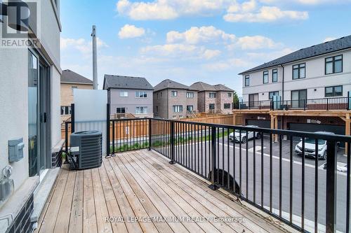 1383 Bradenton Path, Oshawa, ON 