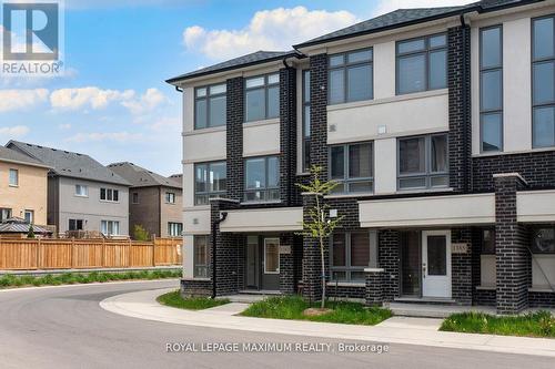 1383 Bradenton Path, Oshawa, ON 