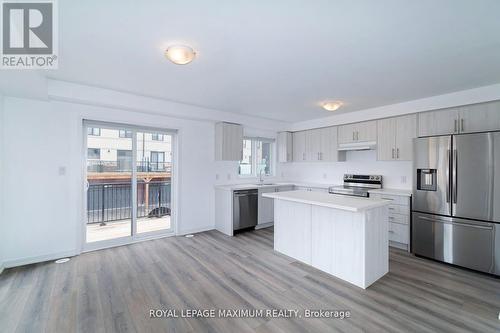 1383 Bradenton Path, Oshawa, ON 