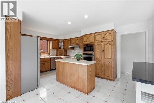 42 Fox Run, Brantford, ON - Indoor Photo Showing Kitchen