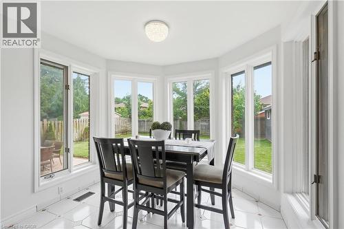 42 Fox Run, Brantford, ON - Indoor Photo Showing Dining Room