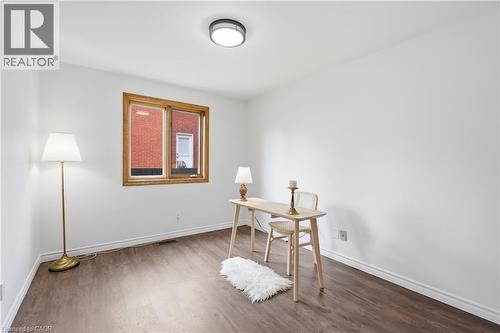 42 Fox Run, Brantford, ON - Indoor