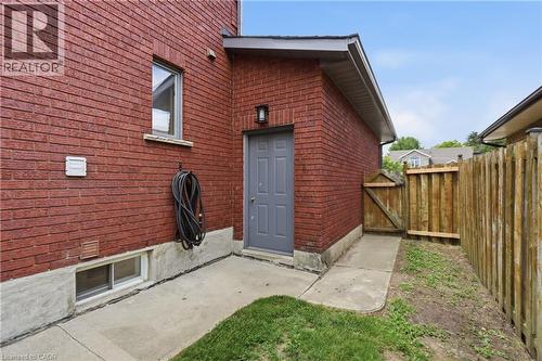 42 Fox Run, Brantford, ON - Outdoor With Exterior