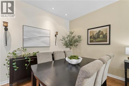 30 Doon Mills Drive, Kitchener, ON - Indoor Photo Showing Dining Room