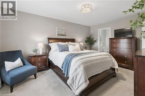 30 Doon Mills Drive, Kitchener, ON - Indoor Photo Showing Bedroom