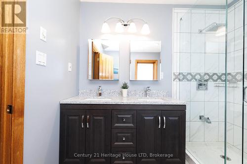 Primary Ensuite - 6 Jacob'S Landing, Grimsby (Grimsby Beach), ON 