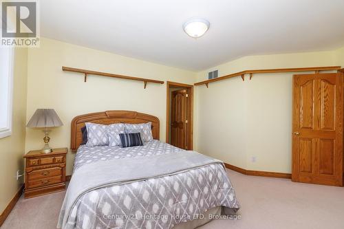 Upstairs Bedroom 3 - 6 Jacob'S Landing, Grimsby (Grimsby Beach), ON 