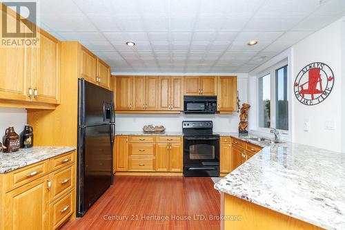 In Law Suite #1 - Lower Level - 6 Jacob'S Landing, Grimsby (Grimsby Beach), ON 