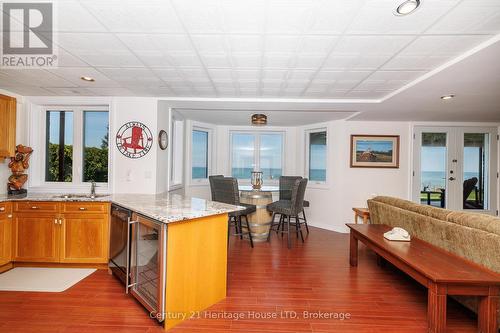 In Law Suite #1 - Lower Level - 6 Jacob'S Landing, Grimsby (Grimsby Beach), ON 