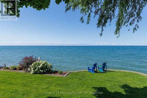 Gorgeous Lake Views - 6 Jacob'S Landing, Grimsby (Grimsby Beach), ON 