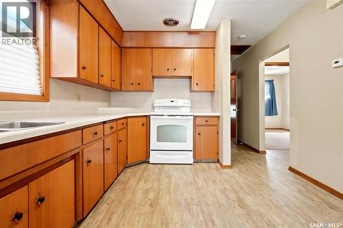 2124 Elliott Street, Regina, SK 