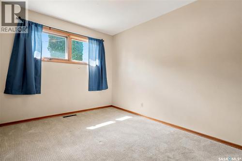 2124 Elliott Street, Regina, SK 