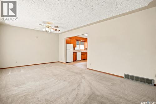 2124 Elliott Street, Regina, SK 