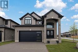 3091 TOKALA TRAIL  London North (North S), ON N6G 0S7