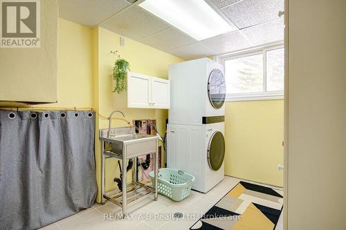 19 Linton Place, Kitchener, ON 