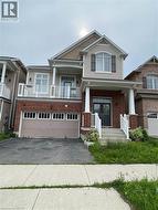 235 APPLE HILL Crescent Kitchener, ON N2R 0E5