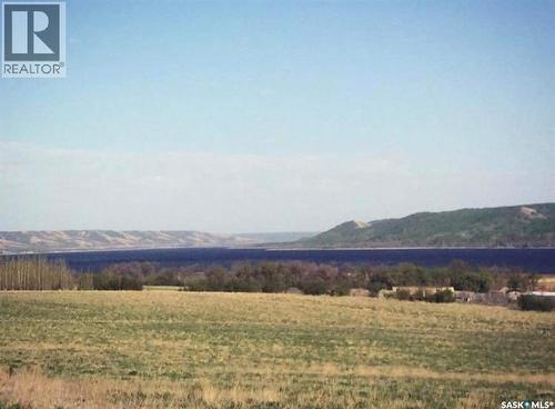 Walleye Acreage H, West End, SK 