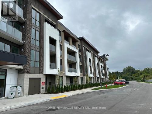113 - 385 Arctic  Red Drive, Oshawa, ON 