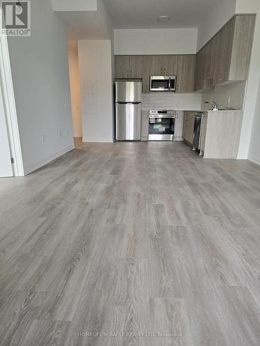 113 - 385 Arctic  Red Drive, Oshawa, ON 