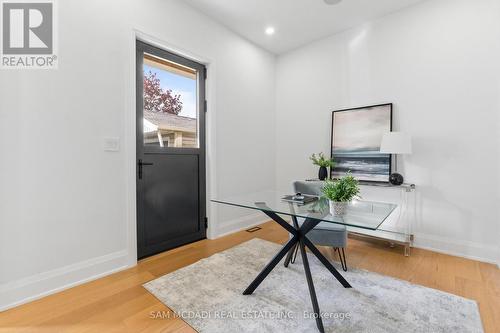 9 Earl Street, Mississauga, ON 