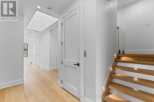 9 Earl Street, Mississauga, ON 
