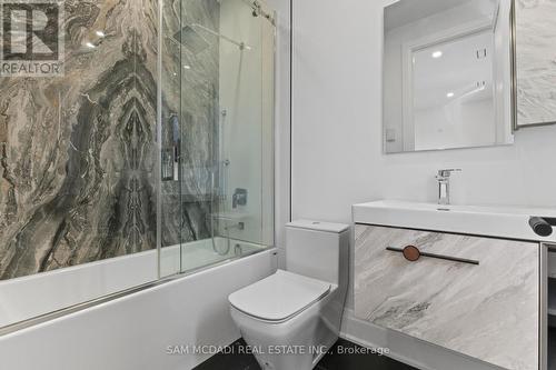 9 Earl Street, Mississauga, ON 