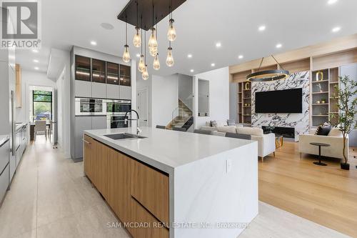 9 Earl Street, Mississauga, ON 