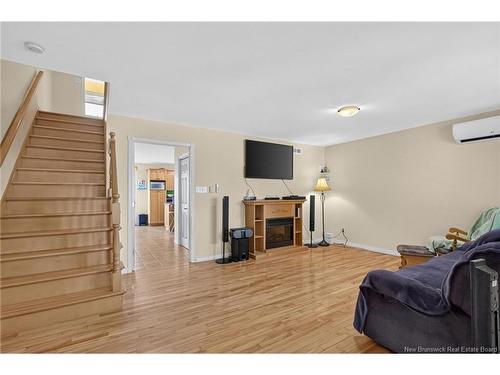 24 Stoneham, Moncton, NB 