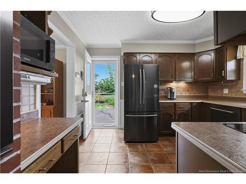 102 Anderson St, Fredericton, NB 