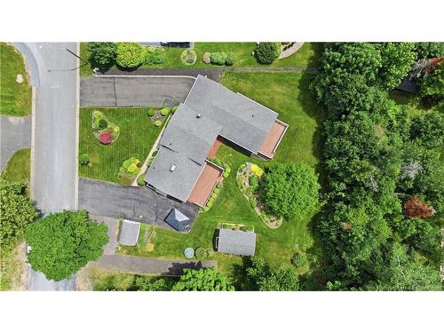 102 Anderson St, Fredericton, NB 