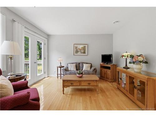102 Anderson St, Fredericton, NB 