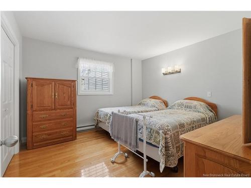 102 Anderson St, Fredericton, NB 