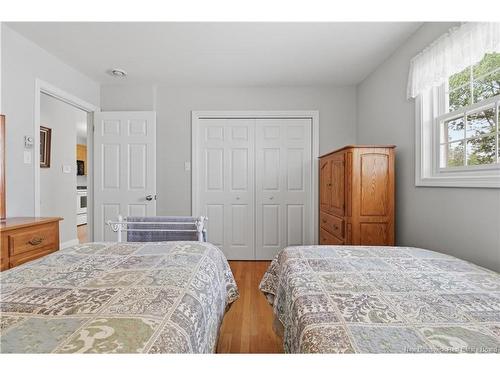 102 Anderson St, Fredericton, NB 