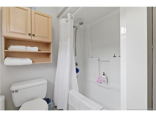 102 Anderson St, Fredericton, NB 