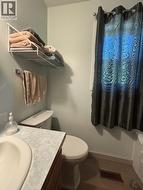 2nd floor 4 pc bathroom - 