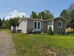 258 Rue Principale  Pointe-Verte, NB E8J 2W8