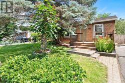20 SPEARMAN LANE  Ottawa, ON K2L 1Y5
