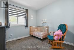 3rd bedroom upstairs - 