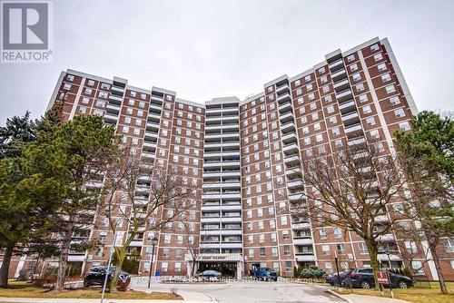 1610 - 5 Shady Golfway, Toronto, ON - Outdoor With Facade