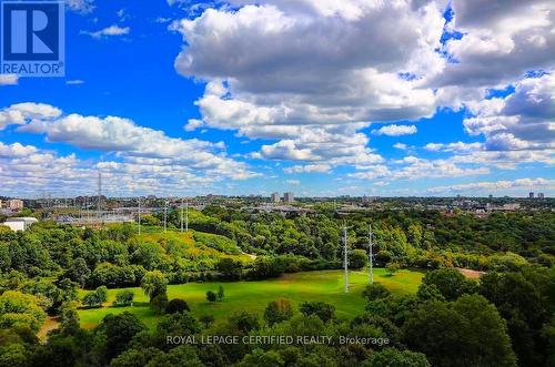 1610 - 5 Shady Golfway, Toronto, ON - Outdoor With View
