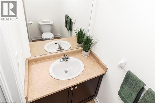 Main floor powder room - 45 Seabreeze Crescent Unit# 22, Stoney Creek, ON 
