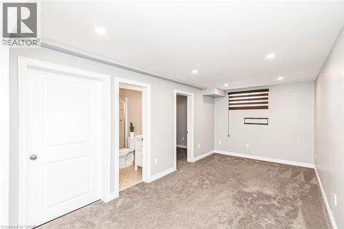 Family room back view - 45 Seabreeze Crescent Unit# 22, Stoney Creek, ON 