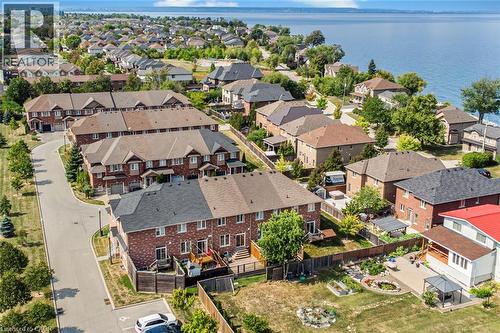 Close to lake and the park - 45 Seabreeze Crescent Unit# 22, Stoney Creek, ON 