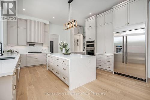 Stunning Gourmet Kitchen - 310 Tuck Drive, Burlington (Shoreacres), ON 