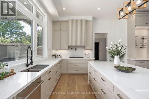 310 Tuck Drive, Burlington (Shoreacres), ON 